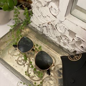 Hexagonal Flat Lenses (Gold & Green Classic)